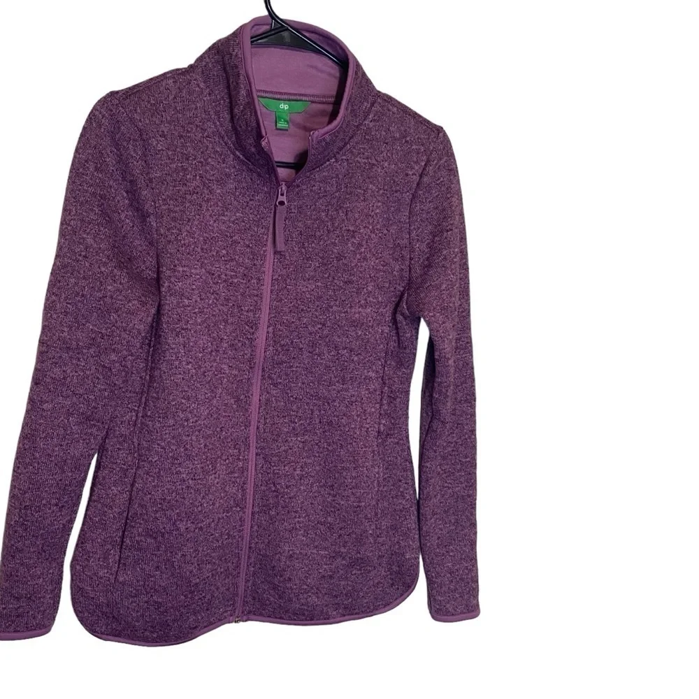 Dip ladies pink jacket size small.  Pockets, zip‎ closure athletic outdoor